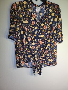 naif Navy Floral Tie-Front Blouse